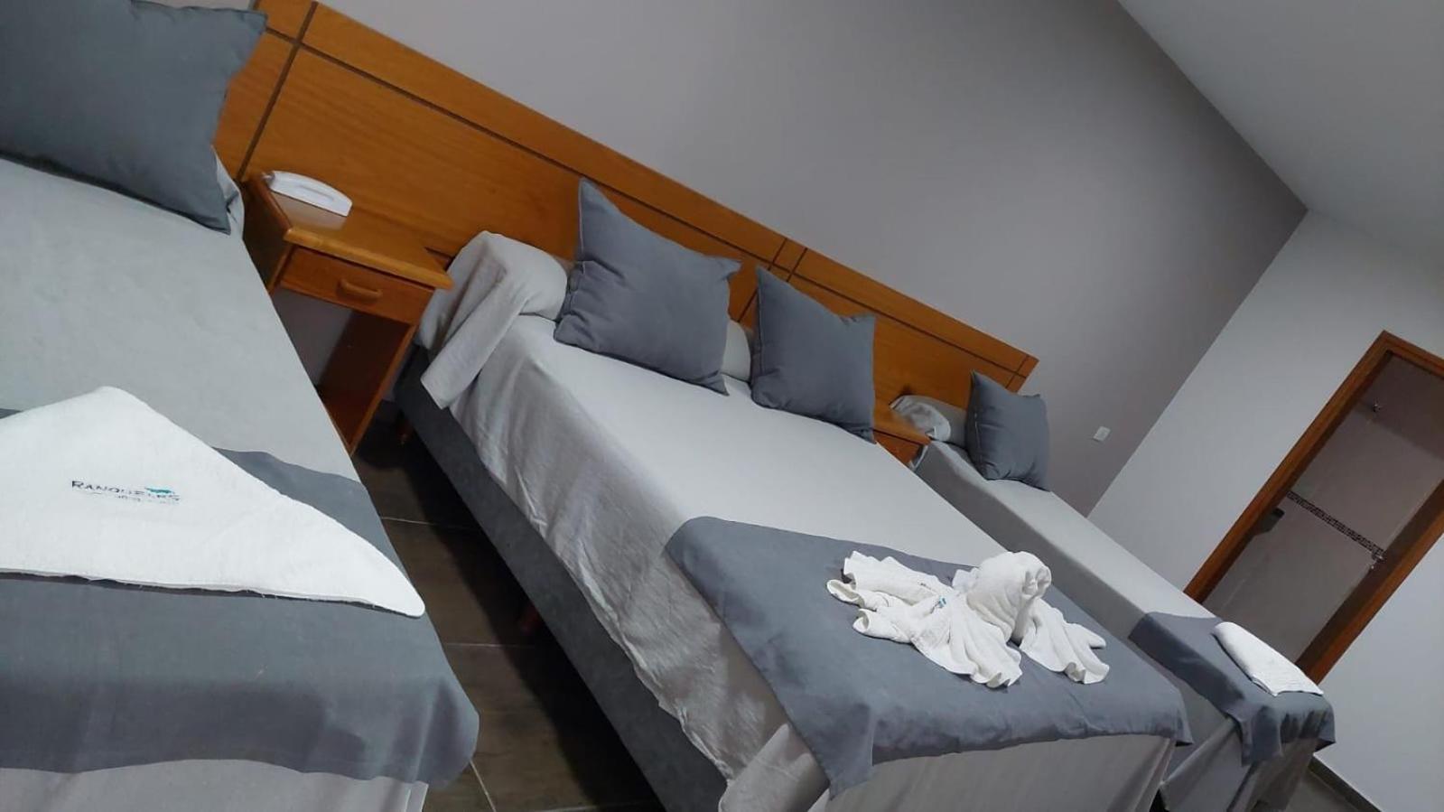 Ranqueles Hotel Villa Carlos Paz Buitenkant foto